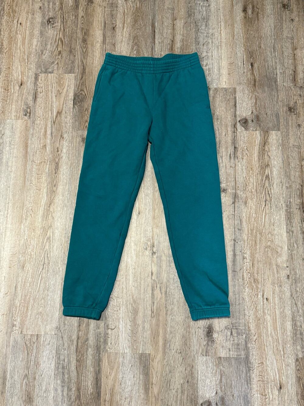 Aritzia TNA Women's Perfect Fit Fleece Sweatpants Size Medium